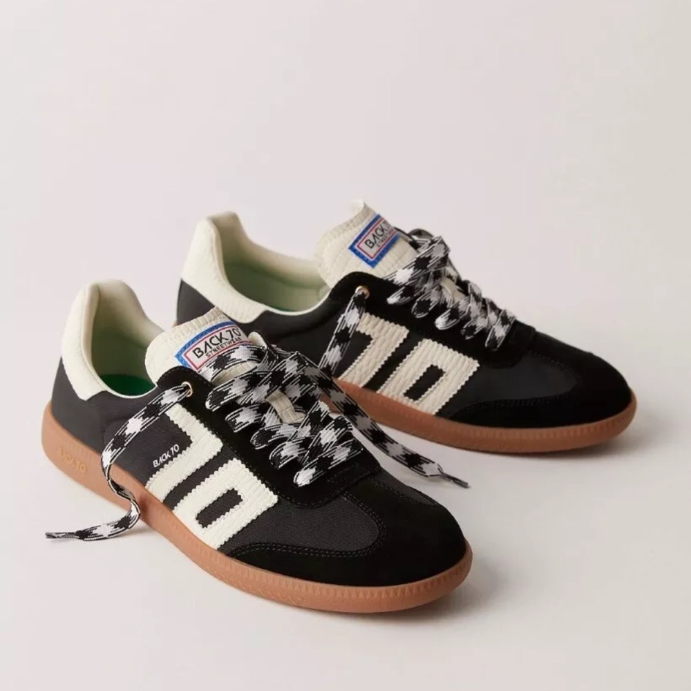 Free People Back 70 Ghost Sneakers Black Mixed Material 2 Tone Laces - Picture 2 of 11